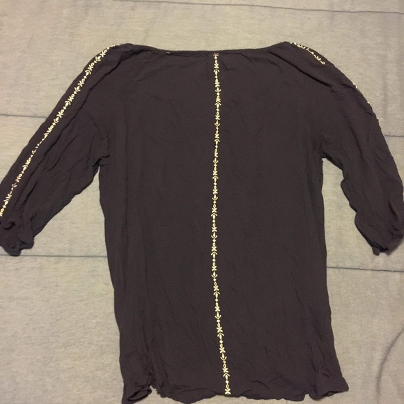 Torrid embroidered blouse - Picture 2 of 6